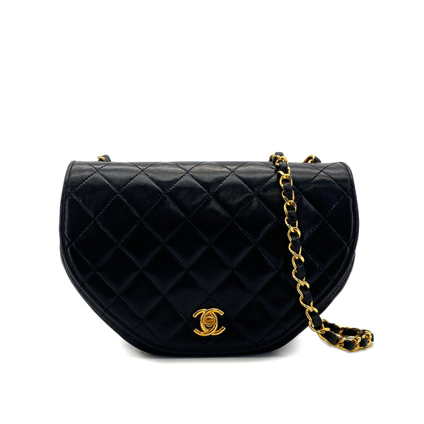 VINTAGE CHANEL MATELASSE HALF MOON CHAIN SHOULDER BAG BLACK LAMB SKIN GOLD HARDWARE 90321006