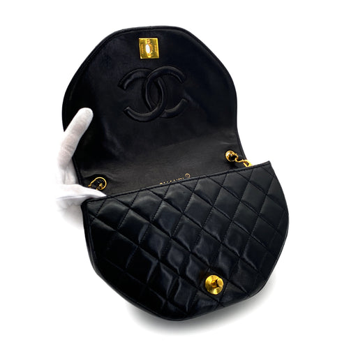 VINTAGE CHANEL MATELASSE HALF MOON CHAIN SHOULDER BAG BLACK LAMB SKIN GOLD HARDWARE 90321006