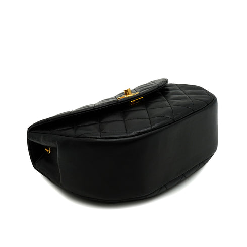 VINTAGE CHANEL MATELASSE HALF MOON CHAIN SHOULDER BAG BLACK LAMB SKIN GOLD HARDWARE 90348324