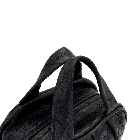 VINTAGE CHANEL MATELASSE HAND BAG BLACK LEATHER SILVER HARDWARE 90317186
