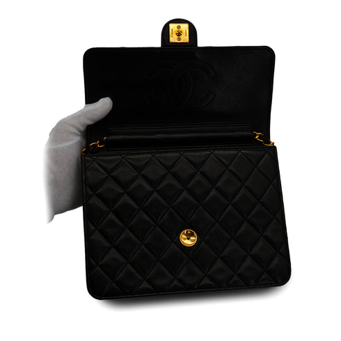 VINTAGE CHANEL MATELASSE PUSH LOCK CHAIN SHOULDER BAG BLACK LAMB SKIN GOLD HARDWARE 90348203