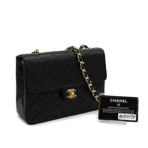 VINTAGE CHANEL MATELASSE TURN LOCK CHAIN SHOULDER BAG BLACK LAMB SKIN GOLD HARDWARE 90350374