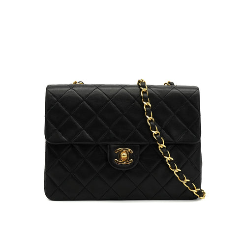 VINTAGE CHANEL MATELASSE TURN LOCK CHAIN SHOULDER BAG BLACK LAMB SKIN GOLD HARDWARE 90350374