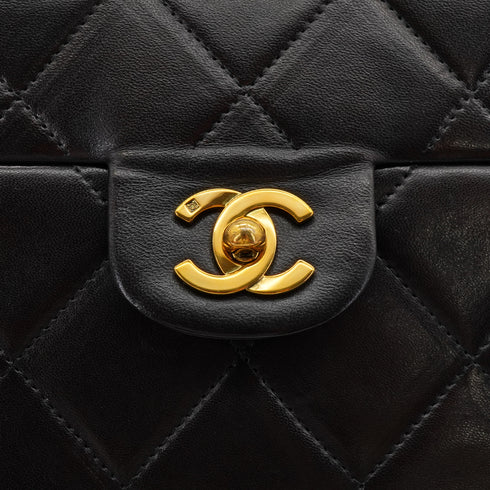 VINTAGE CHANEL MATELASSE VANITY CHAIN HAND BAG BLACK LAMB SKIN GOLD HARDWARE 90341897