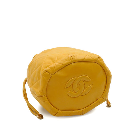 VINTAGE CHANEL MATELLASSE CHAIN SHOULDER BAG YELLOW LAMB SKIN GOLD HARDWARE 90347832