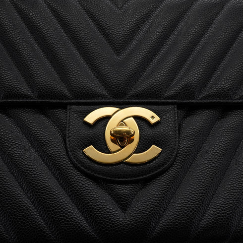 VINTAGE CHANEL MAXI CHEVRON V STITCH BLACK CHAIN SHOULDER BAG CAVIAR SKIN GOLD HARDWARE 90333754