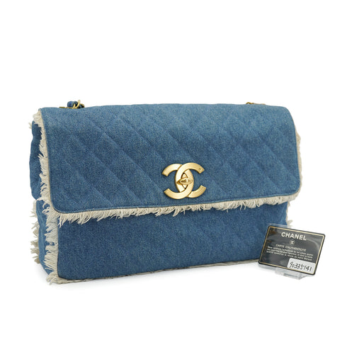 VINTAGE CHANEL MAXI MATELASSE 34 CHAIN SHOULDER BAG BLUE DENIM GOLD HARDWARE 90335141