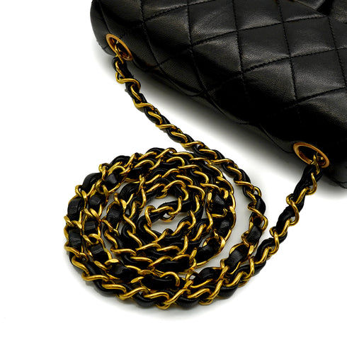 VINTAGE CHANEL MINI CHAIN SHOULDER BAG BLACK LAMB SKIN GOLD HARDWARE 90338885