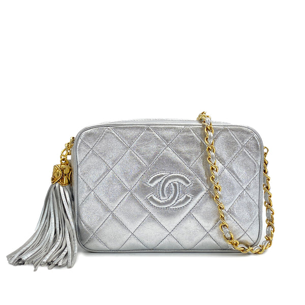 VINTAGE CHANEL MINI MATELASSE FRINGE CHAIN SHUOLDER BAG SILVER LAMB SKIN GOLD HARDWARE 90319934