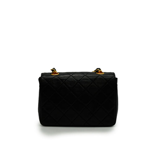 VINTAGE CHANEL MINI MATELASSE CHAIN SHOULDER BAG BALCK LAMB SKIN GOLD HARDWARE 90348518