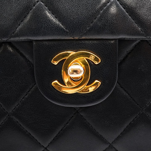 VINTAGE CHANEL MINI MATELASSE CHAIN SHOULDER BAG BLACK LAMB SKIN GOLD HARDWARE 90335135