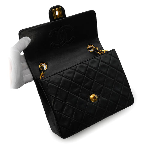 VINTAGE CHANEL MINI MATELASSE CHAIN SHOULDER BAG BLACK LAMB SKIN GOLD HARDWARE 90335135