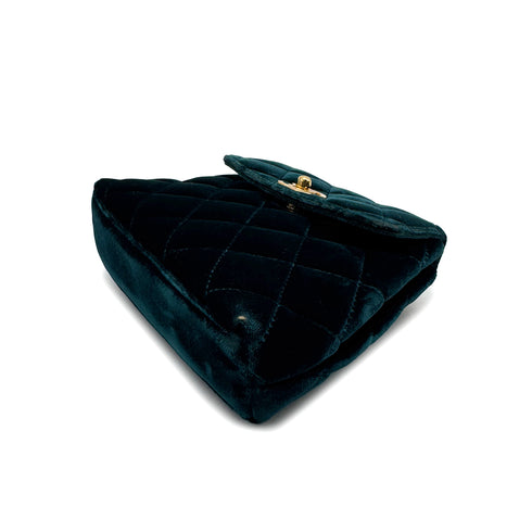 VINTAGE CHANEL MINI MATELASSE VELVET WAIST POUCH CHAIN SHOULDER BAG GREEN VELOR GOLD HARDWARE 90314406