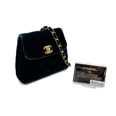 VINTAGE CHANEL MINI MATELASSE VELVET WAIST POUCH CHAIN SHOULDER BAG GREEN VELOR GOLD HARDWARE 90314406