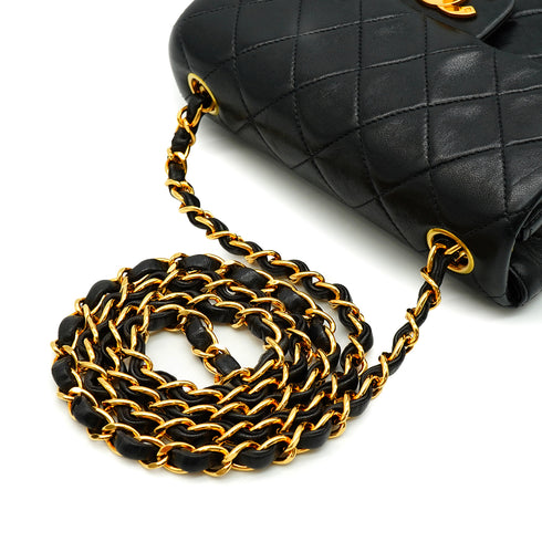 VINTAGE CHANEL MINI MATERASSE CHAIN SHOULDER BAG BLACK LAMB SKIN GOLD HARDWARE 90341867