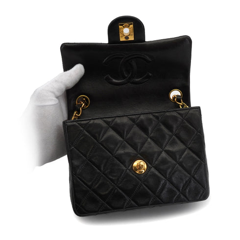 VINTAGE CHANEL MINI SQUARE 17 CHAIN SHOULDER BAG BLACK LAMB SKIN GOLD HARDWARE 90340165