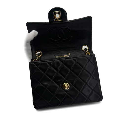 VINTAGE CHANEL MINI SQUARE 17 CHAIN SHOULDER BAG BLACK LAMB SKIN GOLD HARDWARE 90319942