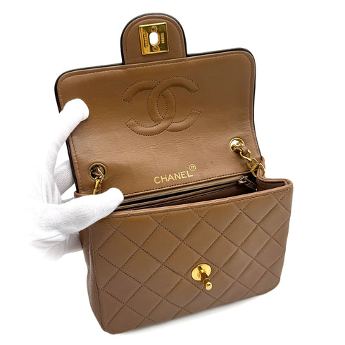VINTAGE CHANEL MINI SQUARE 17 CHAIN SHOULDER BAG CAMEL BROWN LAMB SKIN GOLD HARDWARE 90329019