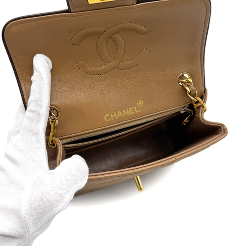 VINTAGE CHANEL MINI SQUARE 17 CHAIN SHOULDER BAG CAMEL BROWN LAMB SKIN GOLD HARDWARE 90329019