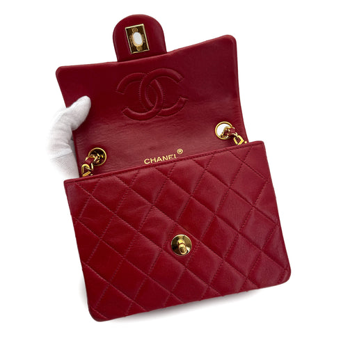 VINTAGE CHANEL MINI SQUARE 17 CHAIN SHOULDER BAG RED LAMB SKIN GOLD HARDWARE 90307916