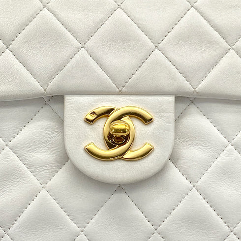 VINTAGE CHANEL MINI SQUARE 17 CHAIN SHOULDER BAG WHITE LAMB SKIN GOLD HARDWARE 90325596