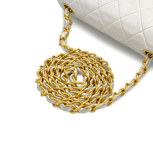 VINTAGE CHANEL MINI SQUARE 17 CHAIN SHOULDER BAG WHITE LAMB SKIN GOLD HARDWARE 90325596