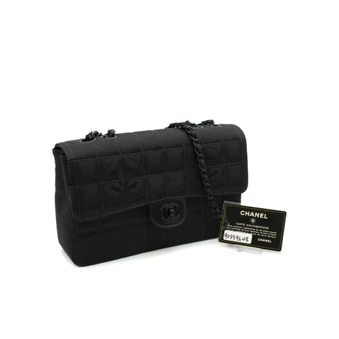 VINTAGE CHANEL NEW TRAVEL LINE EAST WEST CHOCOLATE BAR CHAIN SHOULDER BAG BLACK NYLON 90339648