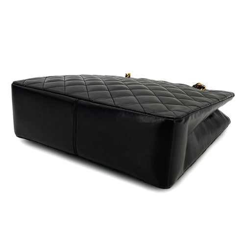 VINTAGE CHANEL PARIS LIMITED EDITION MATELASSE CHAIN SHOULDER BAG BLACK LAMB SKIN GOLD HARDWARE 90324825