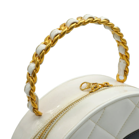 VINTAGE CHANEL ROUND VANITY HAND BAG WHITE ENAMEL GOLD HARDWARE 90347772