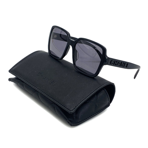 VINTAGE CHANEL SQUARE SHAPE SUNGLASSES LOGO BLACK EYEWEAR 90324633