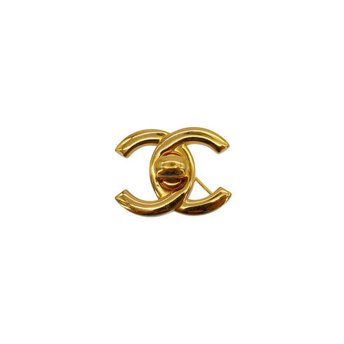 VINTAGE CHANEL TURN LOCK BROOCH GOLD ACCESSORY 96A 90331684