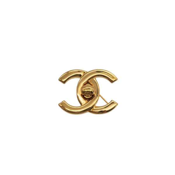 VINTAGE CHANEL TURN LOCK BROOCH GOLD ACCESSORY 96P 90323153