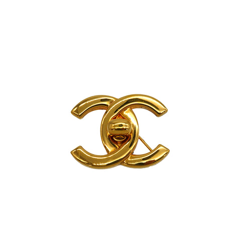 VINTAGE CHANEL TURN LOCK BROOCH GOLD ACCESSORY 96P 90347794