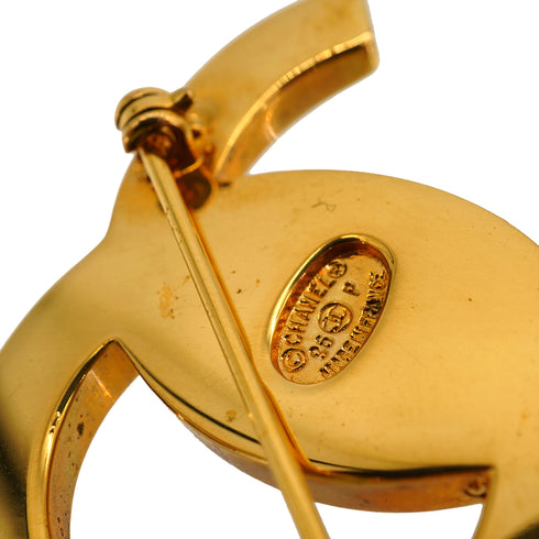 VINTAGE CHANEL TURN LOCK BROOCH GOLD ACCESSORY 96P 90347794