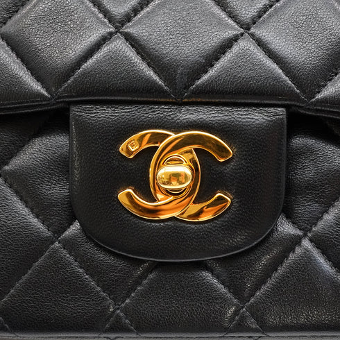 VINTEGE CHANEL CLASSIC FLAP MEDIUM CHAIN SHOULDER BAG BLACK LAMB SKIN GOLD HARDWARE 90335603