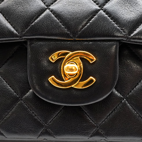 VINTEGE CHANEL CLASSIC FLAP MEDIUM CHAIN SHOULDER BAG BLACK LAMB SKIN GOLD HARDWARE 90338302