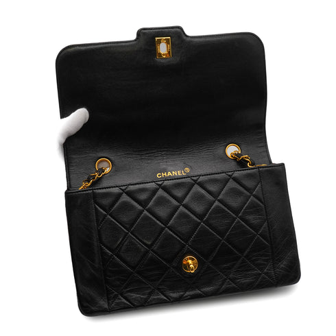 VINTEGE CHANEL MATELASSE CHAIN SHOULDER BAG BLACK LAMB SKIN GOLD HARDWARE 90344083