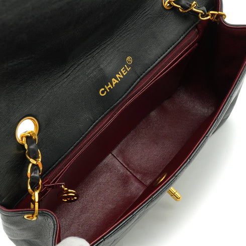 VINTEGE CHANEL MATELASSE CHAIN SHOULDER BAG BLACK LAMB SKIN GOLD HARDWARE 90344083
