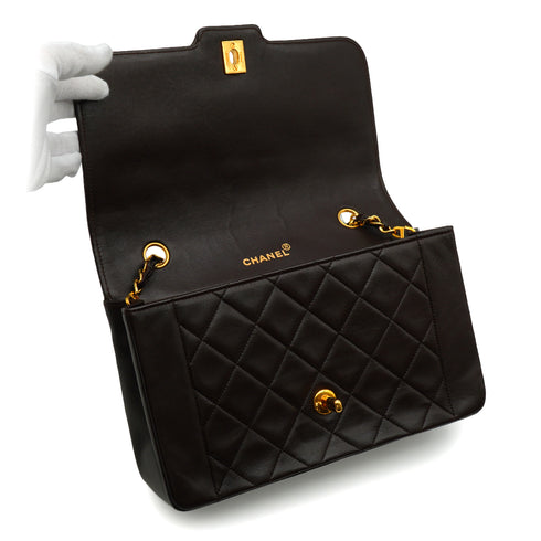 VINTEGE CHANEL MATELASSE CHAIN SHOULDER BAG BROWN LAMB SKIN GOLD HARDWARE 90342584