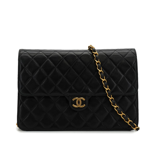 VINTEGE CHANEL MATELASSE PUSH LOCK CHAIN SHOULDER BAG BLACK LAMB SKIN GOLD HARDWARE 90341855