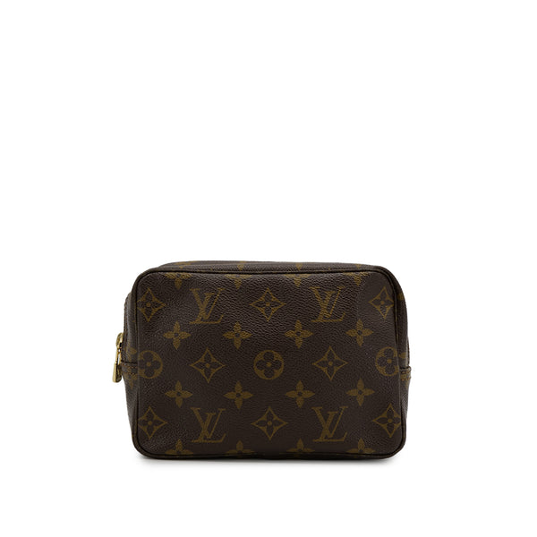 LOUIS VUITTON MONOGRAM TROUSSE TOILETTE 18 CLUTCH BAG BROWN M47526 90313312