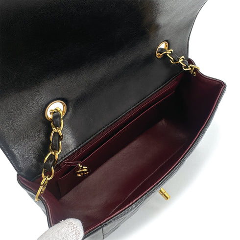 VINTAGE CHANEL DIANA SMALL CHAIN SHOULDER BAG BLACK LAMB SKIN GOLD HARDWARE 90241781