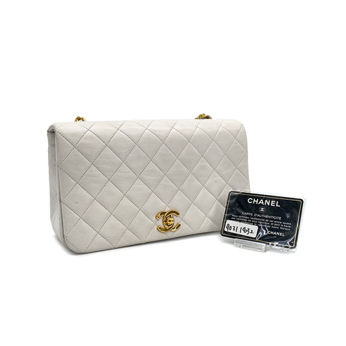 VINTAGE CHANEL FULL FLAP CHAIN SHOULDER BAG WHITE LAMB SKIN GOLD HARDWARE 90311832