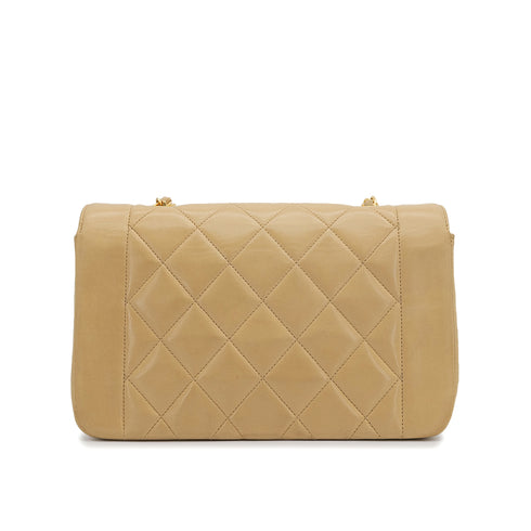 VINTAGE CHANEL DIANA SMALL CHAIN SHOULDER BAG BEIGE LAMB SKIN GOLD HARDWARE 90311961