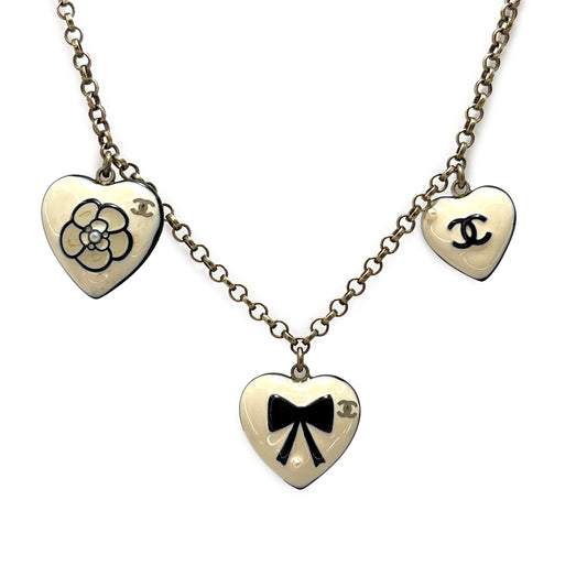 CHANEL VINTAGE NECKLACE HEART MOTIF CAMELLIA ACCESSORY 06P 90208979