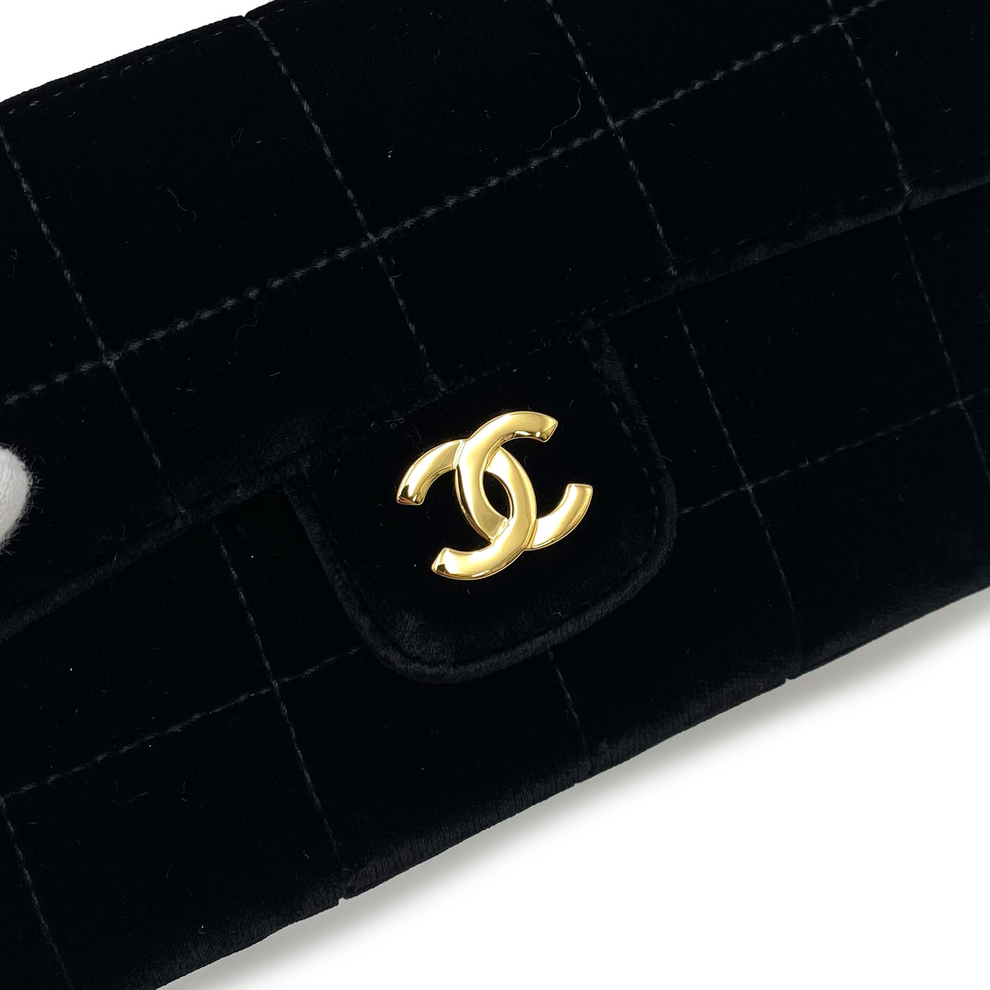 CHANEL VINTAGE MINI CHOCOLATE BAR BLACK VELOR 90225296