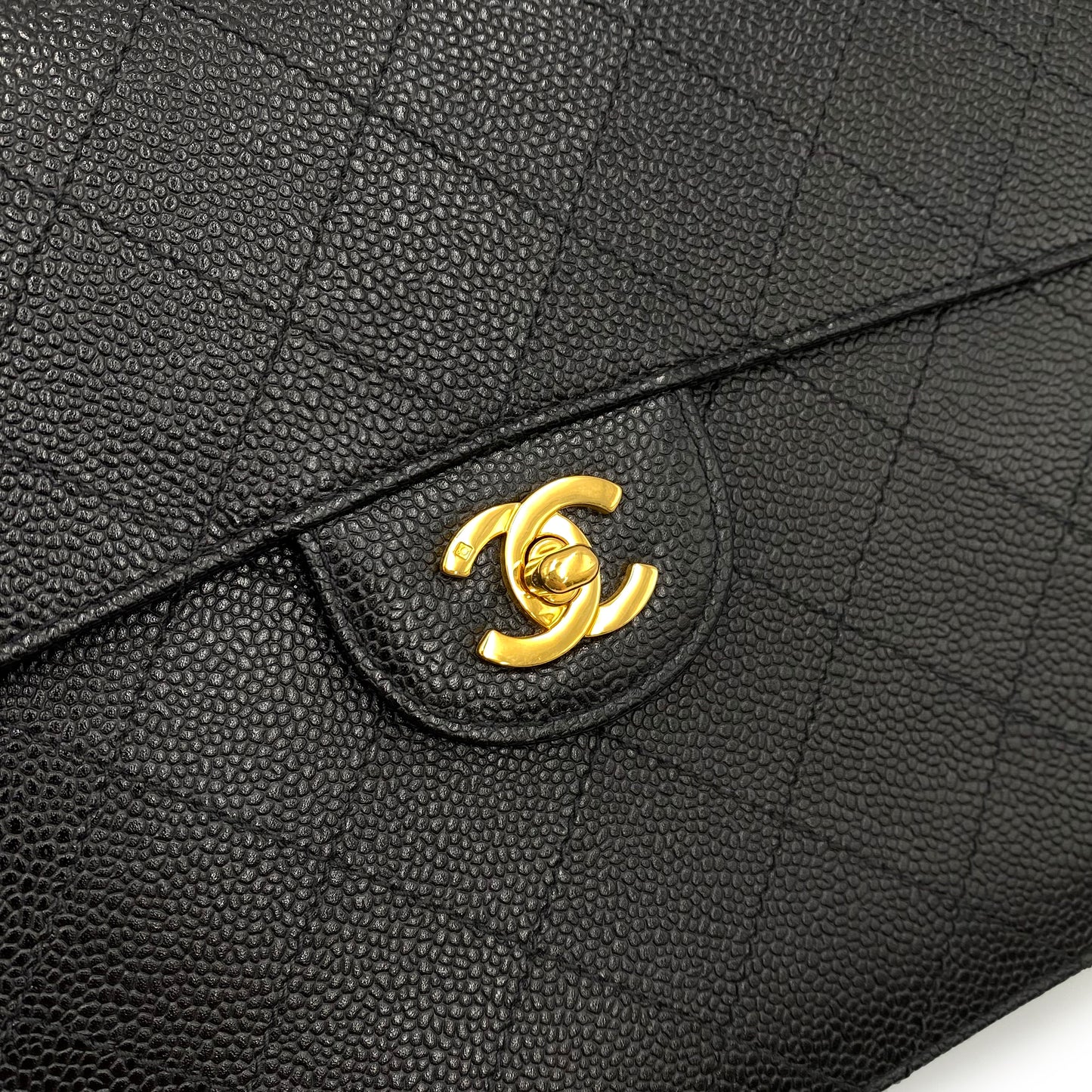 CHANEL VINTAGE BICOLORE CHAIN SHOULDER BAG BLACK CAVIAR SKIN 90230322