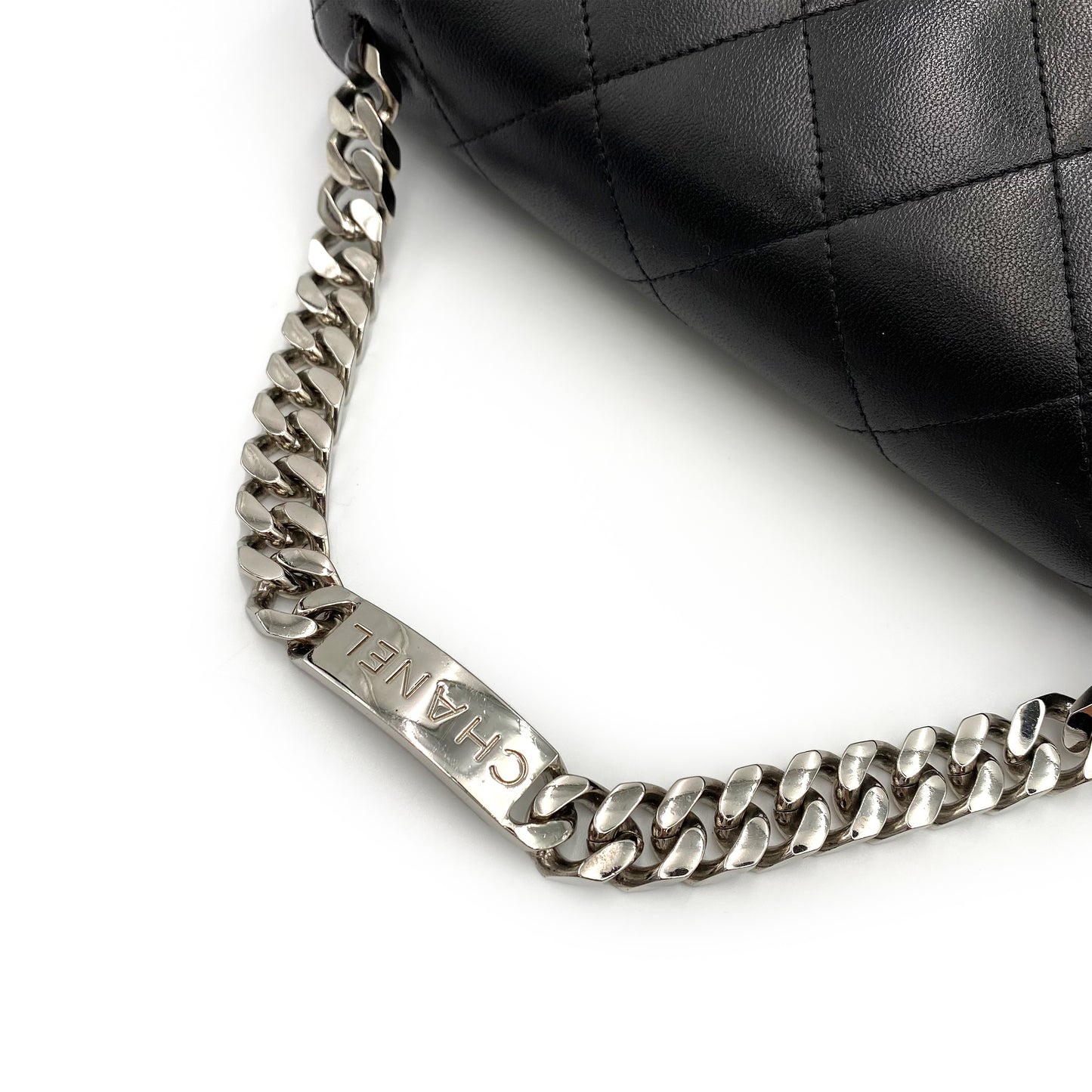 CHANEL VINTAGE MATELASSE CHAIN HAND BAG BLACK LAMB SKIN SHW 90235883