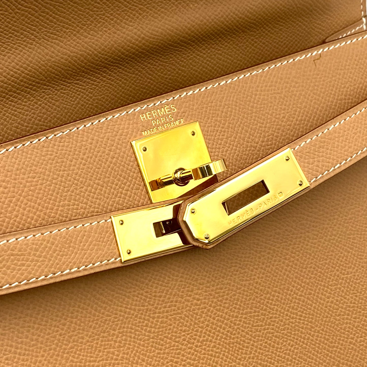 HERMES KELLY 28 SELLIER NATURAL COUCHEVEL HAND SHOULDER BAG □B 90236739