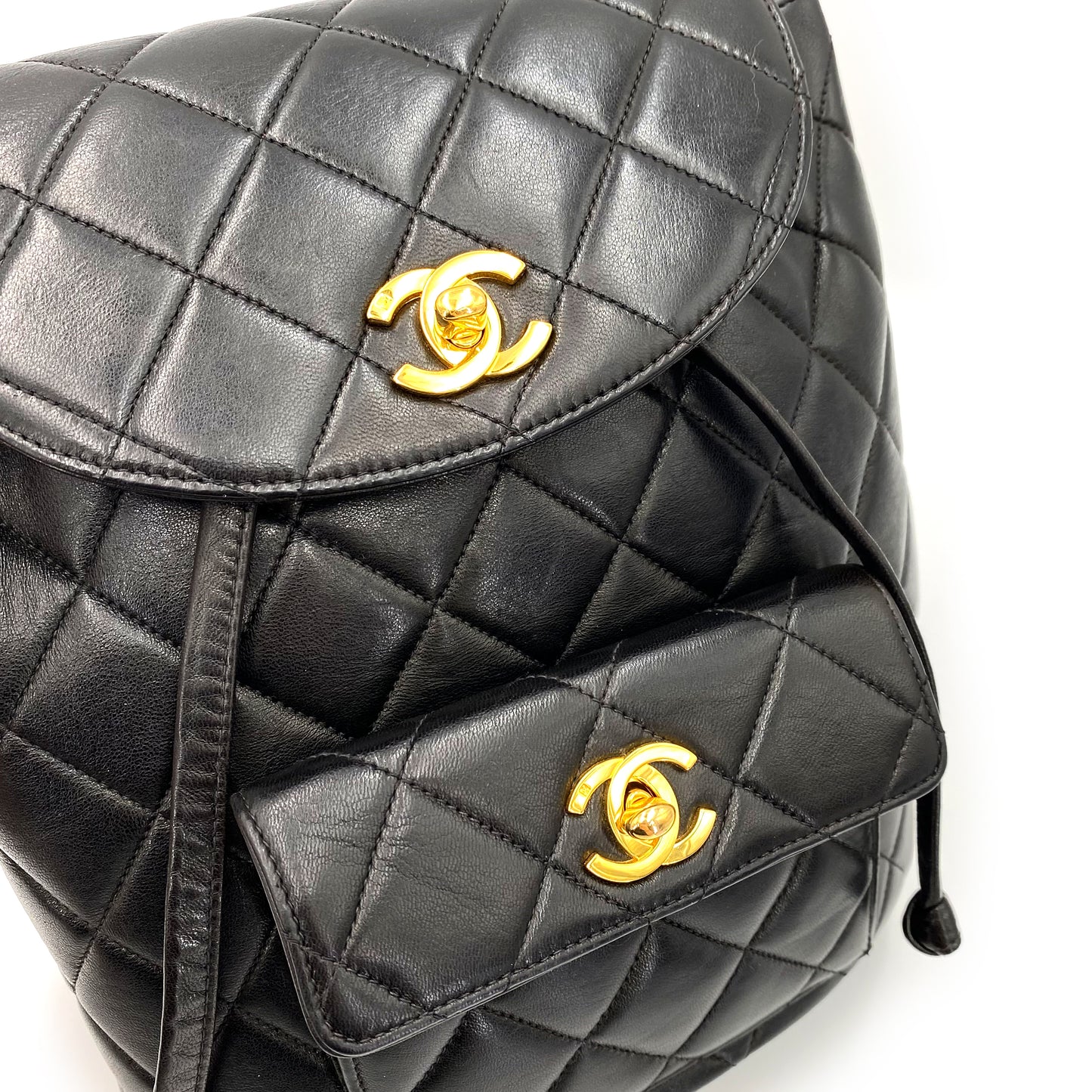 CHANEL VINTAGE DUMA CHAIN BACKPACK BLACK LAMB SKIN 90238998